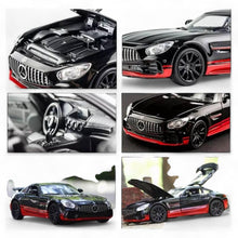 Mercedes-Benz AMG GTR 1:24 diecast scale model car collectible