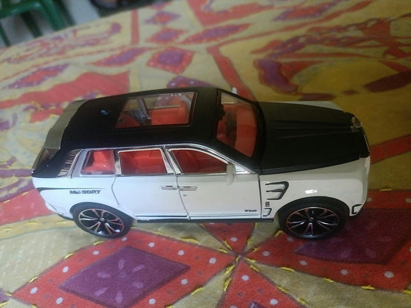 Rolls Royce Cullinan Mansory 1:24 diecast scale model car collectible