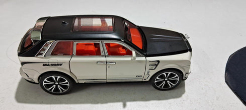 Rolls Royce Cullinan Mansory 1:24 diecast scale model car collectible