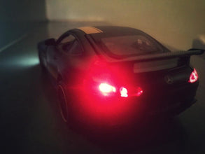 Mercedes-Benz AMG GTR 1:24 diecast scale model car collectible