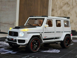 Mercedes-Benz G-Class 1:24 diecast scale model car collectible