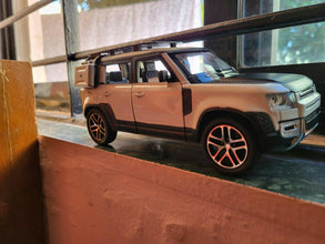 Land Rover Defender 110 1:18 diecast Scale Model car - Big Size