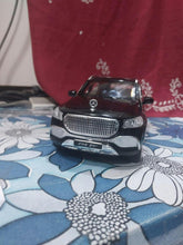 Mercedes-Benz Maybach GLS600 1:18 diecast scale model car - Big Size