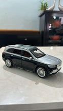 Mercedes-Benz Maybach GLS600 1:18 diecast scale model car - Big Size