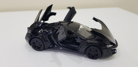 W Motors Lykan HyperSport 1:24 diecast scale model car collectible