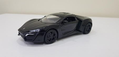 W Motors Lykan HyperSport 1:24 diecast scale model car collectible