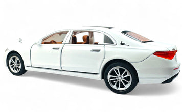 Mercedes-Benz E Class 1:24 diecast scale model car collectible