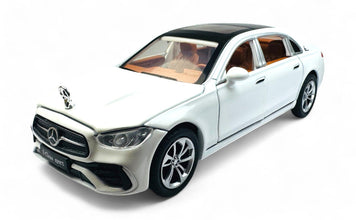 Mercedes-Benz E Class 1:24 diecast scale model car collectible