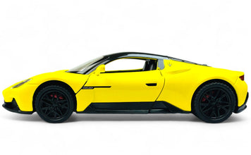 Maserati MC20 Coupe 1:24 diecast scale model car collectible