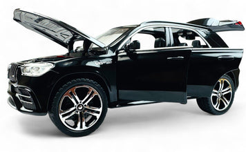 Mercedes-Benz AMG GLE 63 S 1:24 diecast scale model car collectible