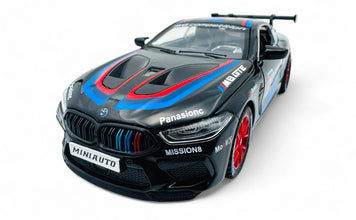 Bmw M8 GTE 1:24 diecast scale model car collectible