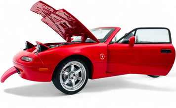 Mazda MX-5 Miata 1990 Convertible 1:24 diecast scale model car collectible