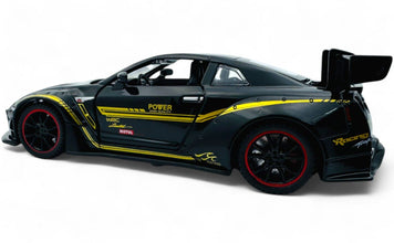 Nissan GTR 1:24 diecast scale model car collectible