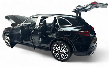 Mercedes-Benz GLC 1:24 diecast scale model car collectible