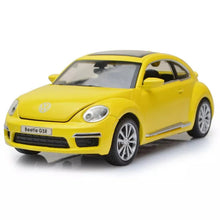 Volkswagen Beetle 1:24 diecast scale model car collectible