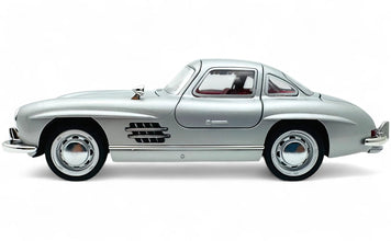 1954 Mercedes-Benz 300SL 1:24 diecast scale model car collectible | Assorted Colors