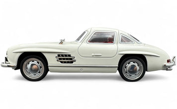 1954 Mercedes-Benz 300SL 1:24 diecast scale model car collectible | Assorted Colors