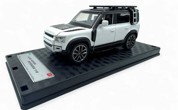 Land Rover Defender 110 1:24 Genuine Authorization Licensed Scale Model