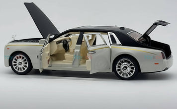 Rolls Royce Phantom VIII 1:18 diecast scale model miniature car - Big Size