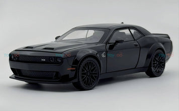 Dodge Challenger SRT Hellcat 1:24 diecast scale model car
