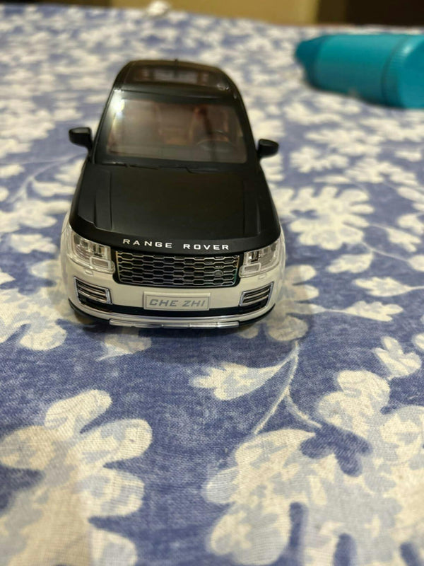 Range Rover 1:24 diecast scale model car collectible | Assorted Colors