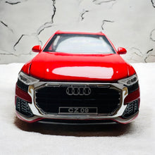 Audi Q8 1:24 diecast scale model car collectible | Assorted Colors